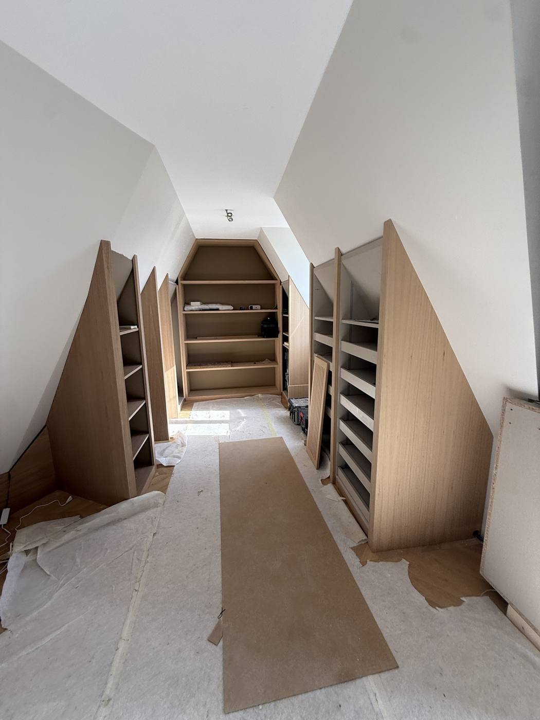 Dressing sur mesure sous combles